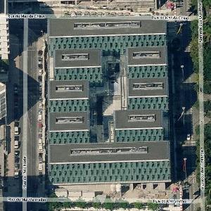 Edifício Mar do Oriente - Clique para observar a vista aérea em Microsoft Live Search Maps